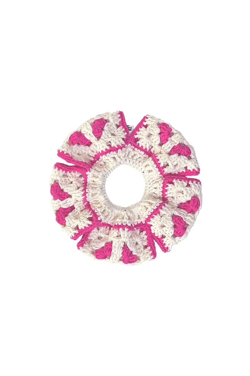 Flor Crochet Scrunchie _ Noon (Hot Pink)